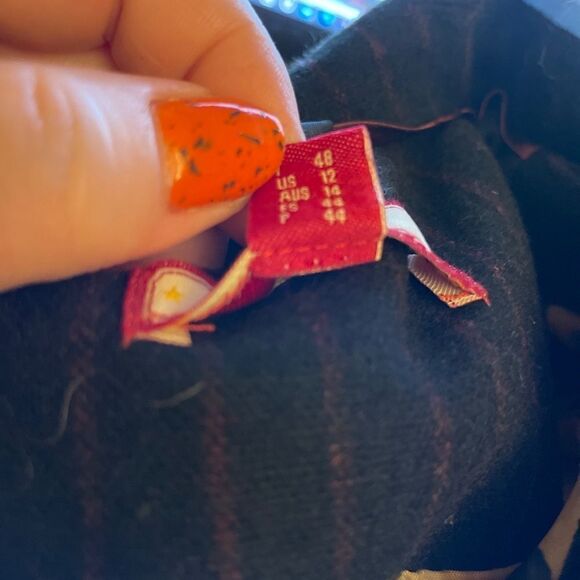 Vince Mini Geo Print Silk Top - Picture 2 of 7